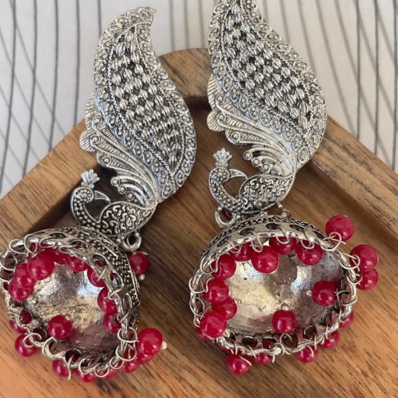 Brand new Oxidised jhumka with red beads - Picture 3 of 4
